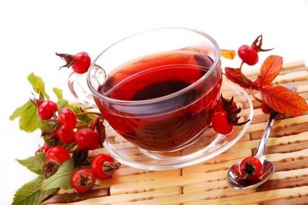 Настой из боярышника и шиповника